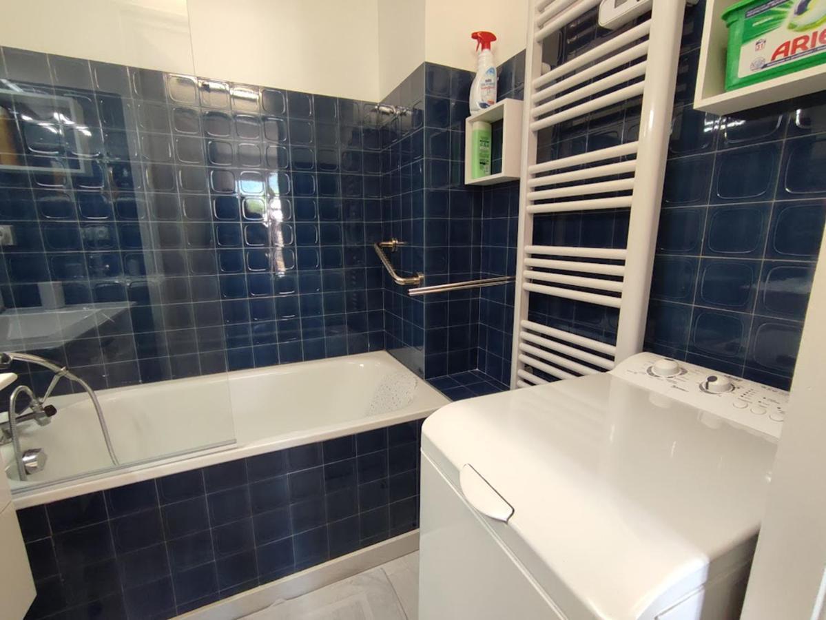 Chez Dominique, T2, Centre Ville, Vue Montagne, Wifi, 4 Personnes Bagneres-de-Luchon Exterior photo